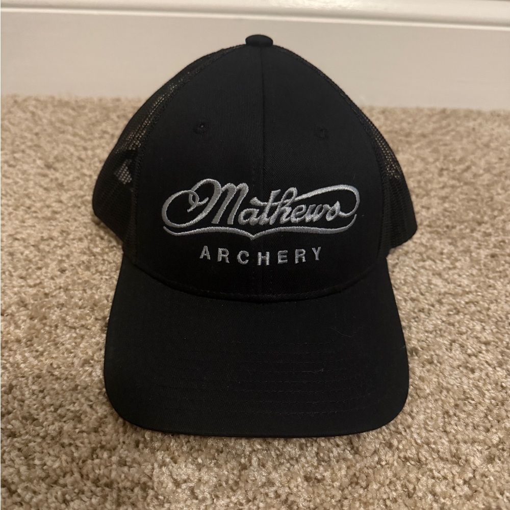 Mathews Archery Black Cap